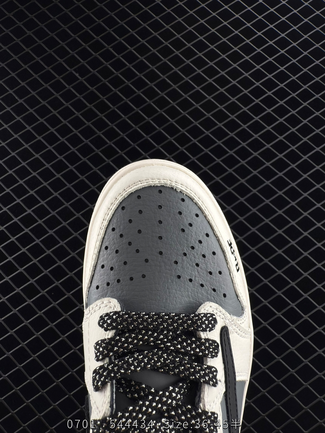 Travis Scott x Air Jordan 1 ” Reverse Mocha “